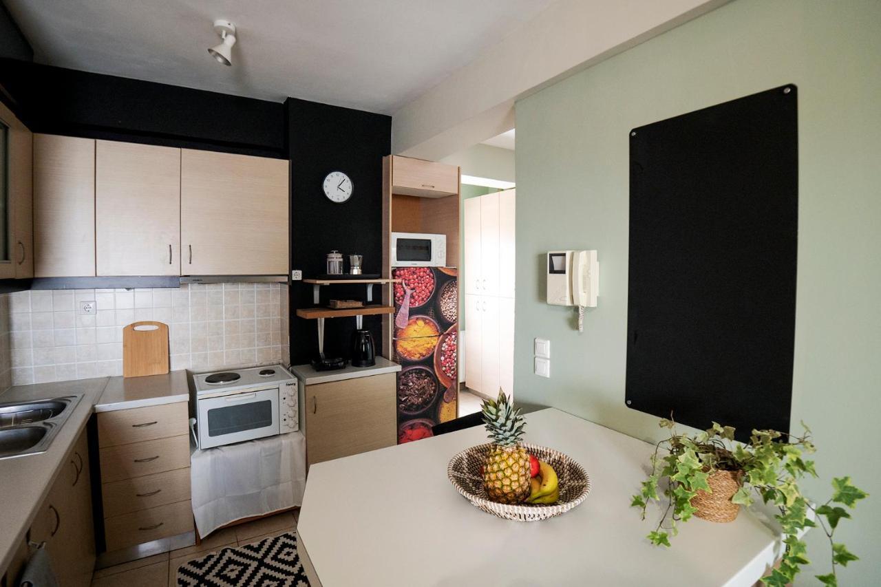 Cozy Apartment St John Халкис Екстериор снимка
