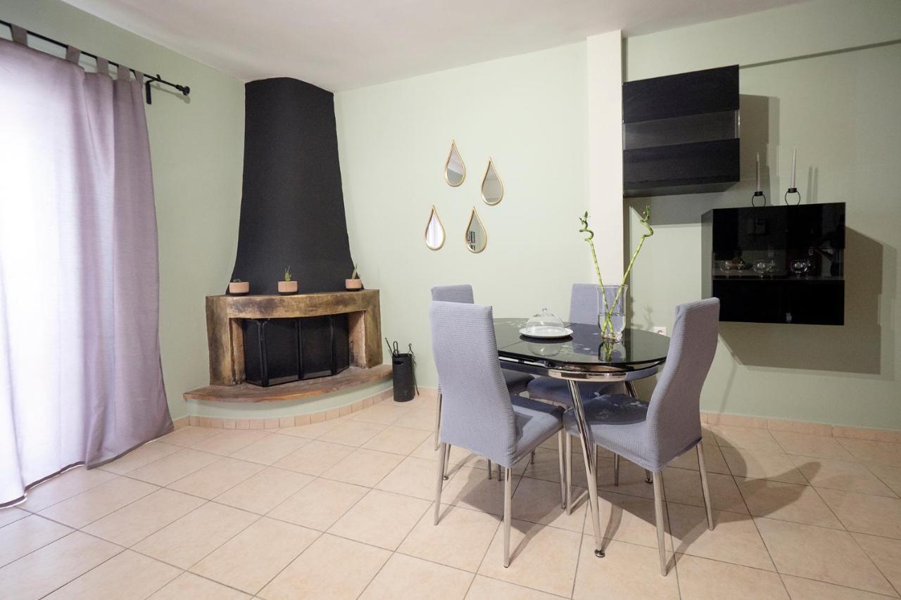 Cozy Apartment St John Халкис Екстериор снимка
