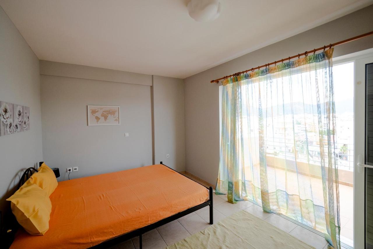 Cozy Apartment St John Халкис Екстериор снимка